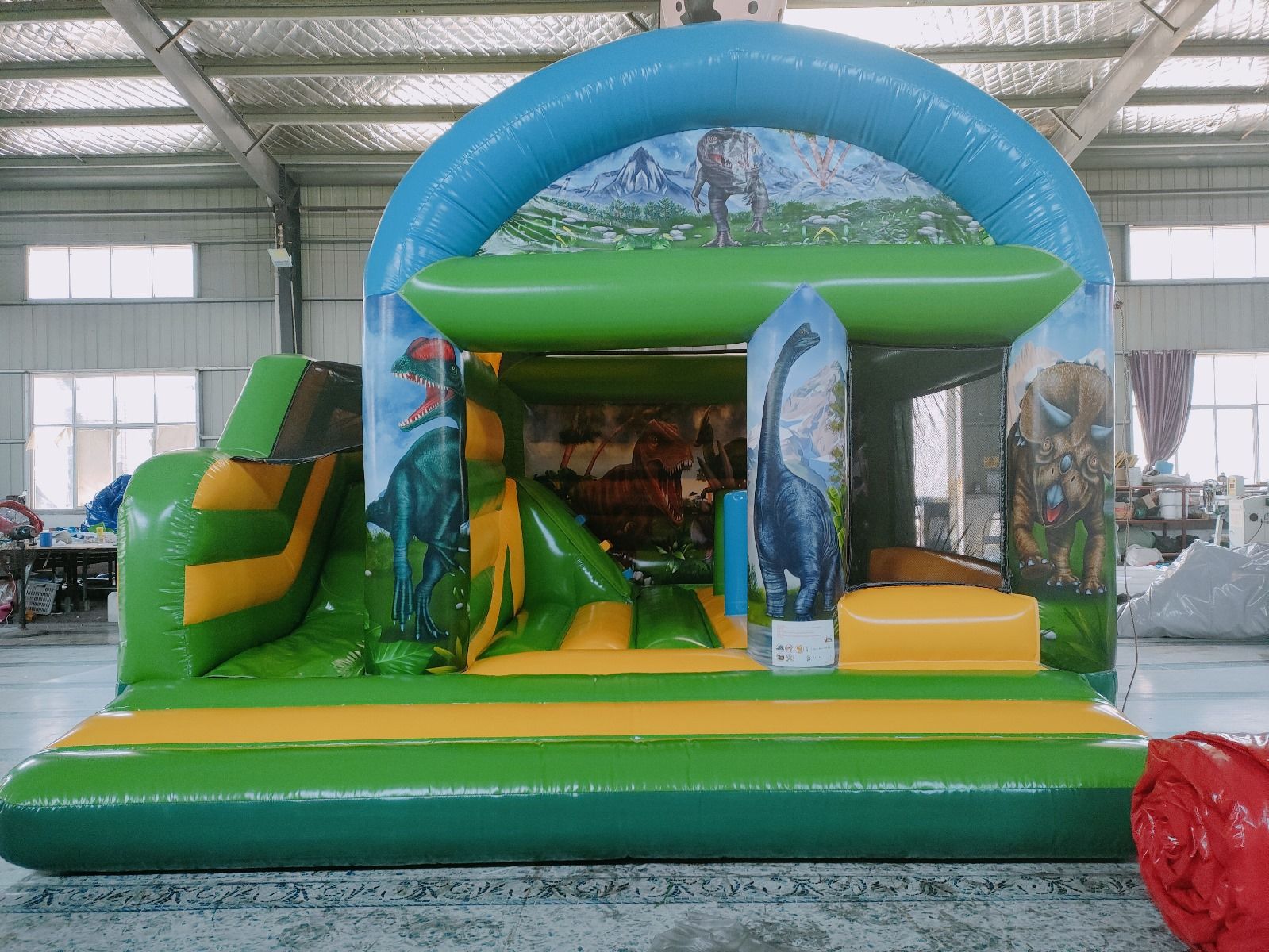 ViPa Bouncer Standard with Slide Dino